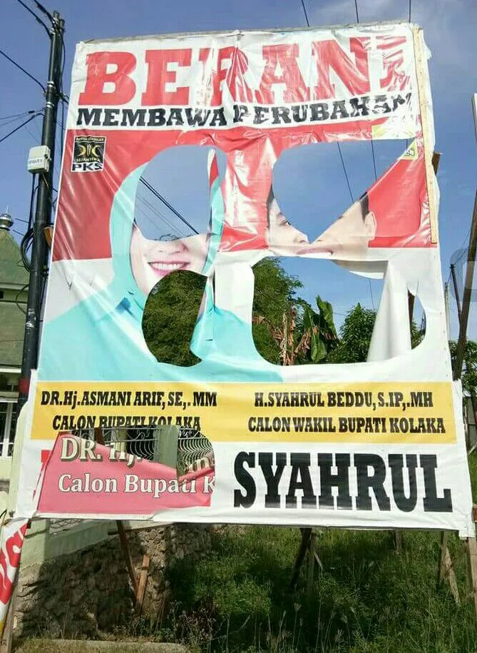 pengrusakan baliho kolaka