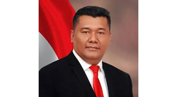 foto ketua kpu sultra la ode abdul natsir