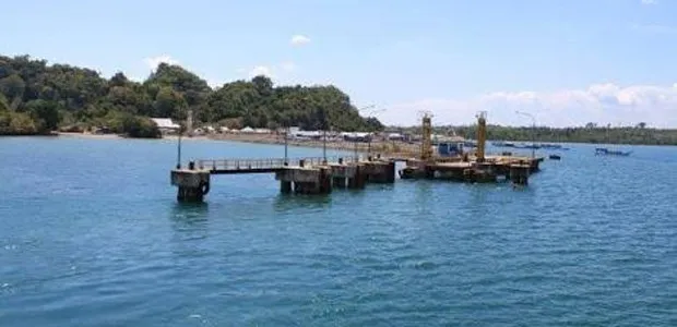 Dermaga Pelabuhan Penyeberangan Feri Torobulu