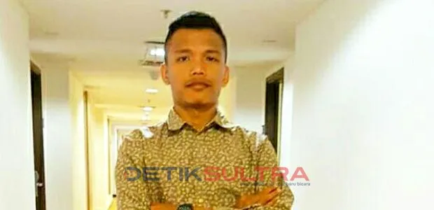 La Ode Muhram, Pengamat Hukum Tata Negara