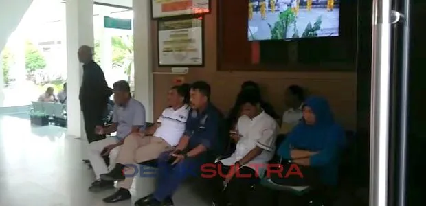 puluhan bakal calon anggota legislatif di pn sultra