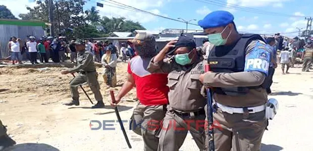 Anggota Sat Pol PP Terluka Terkena Lemparan Batu