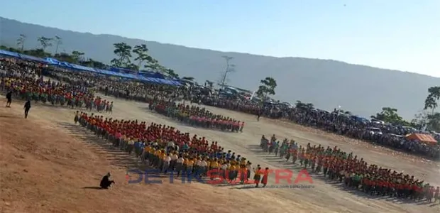 Tarian Kolosal Festival Budaya Tua Buton