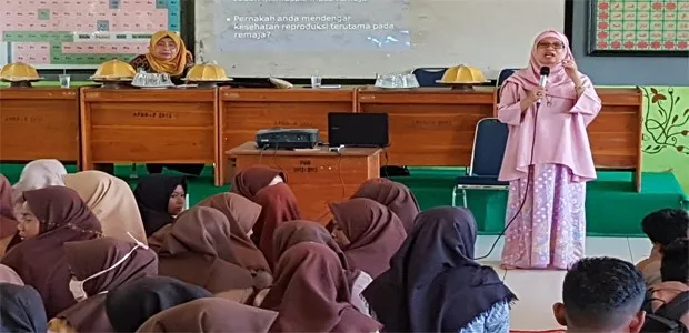 Sosialisasi Kesehatan Reproduksi