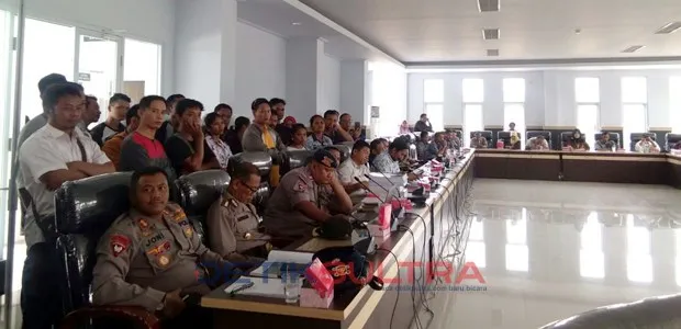 Rapat Dengar Pendapat DPRD KOta Kendari