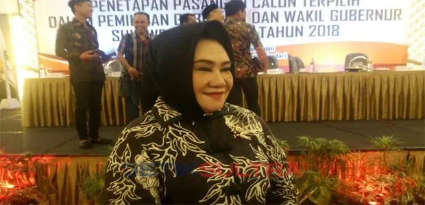 Tina Nur ALam