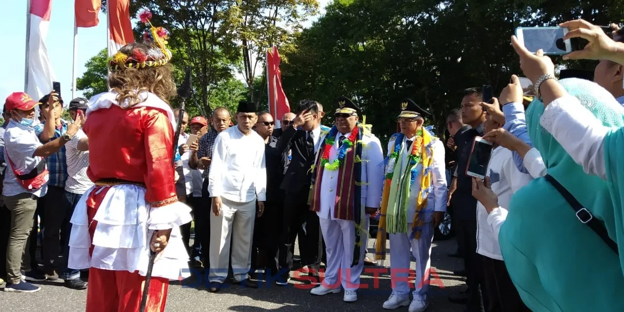 penyambutan gubernur sultra ali mazi