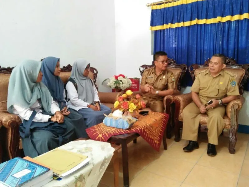 Siswa korban bencana palu