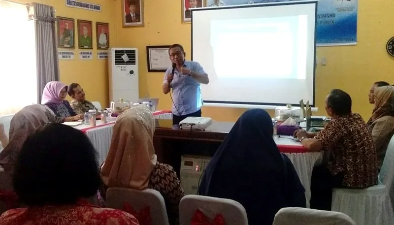 Tim Survey Fraud dari Inspektorat Jenderal Kemenkes memberikan Bimtek