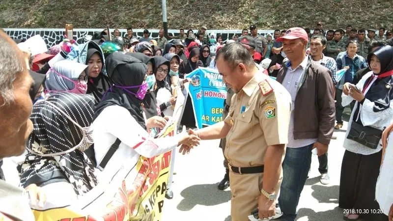 Unjuk Rasa Massa Forum Honorer K2