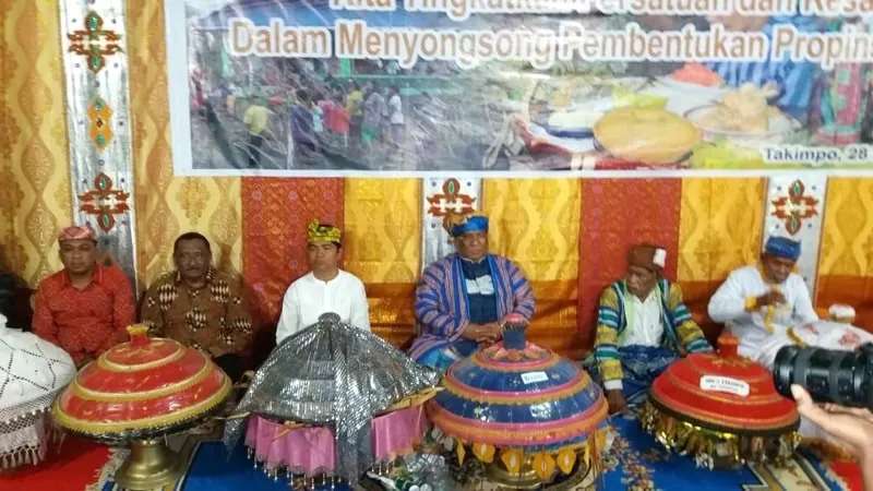 ALi Mazi dan La Ode Bakry