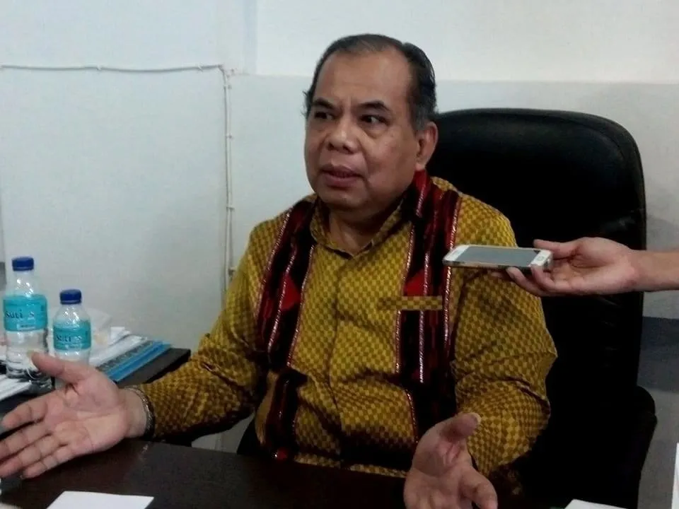 Abdullah Alhadza Ketua Dewan Pendidikan Sultra