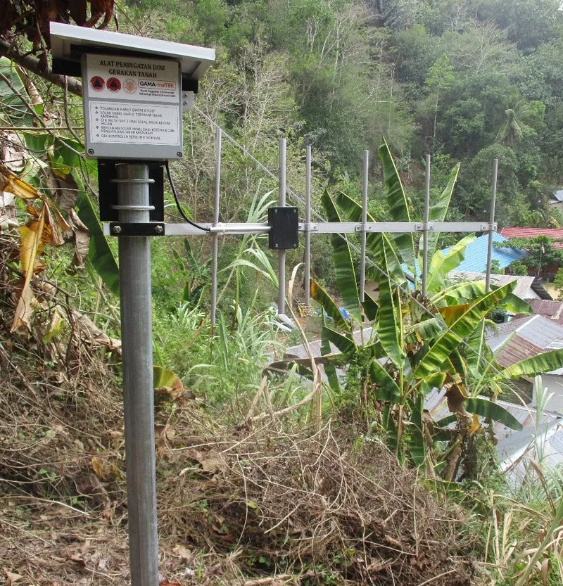 Extensometer Alat Pendeteksi Longsor