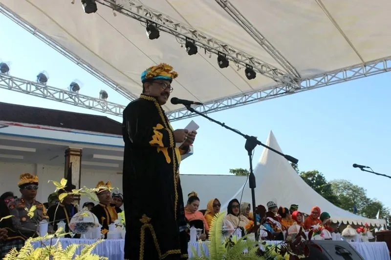 Bupati Wakatobi Arhawi