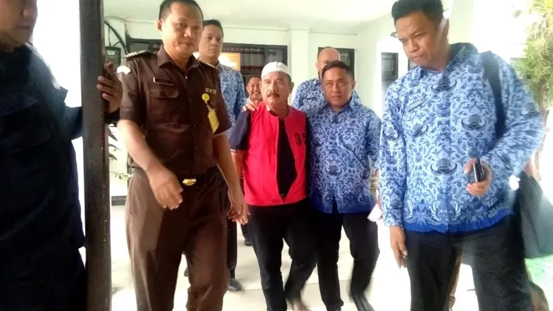Sekdis DIbud Sultra Digiring Ke Tahanan
