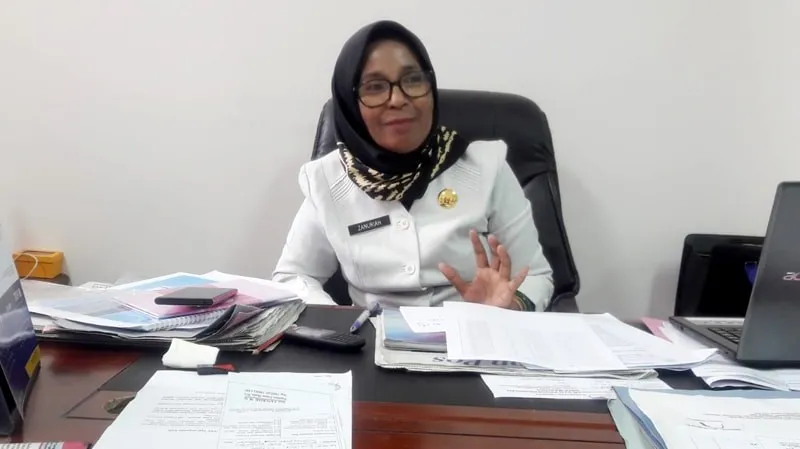 Kepala BKD Buton Zanuriah