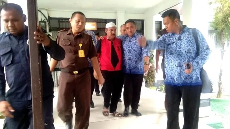 La Sidale digiring petugas kejaksaan