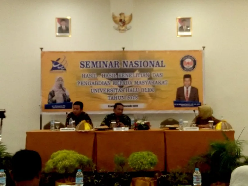 Rektor UHO Prof Zamrun