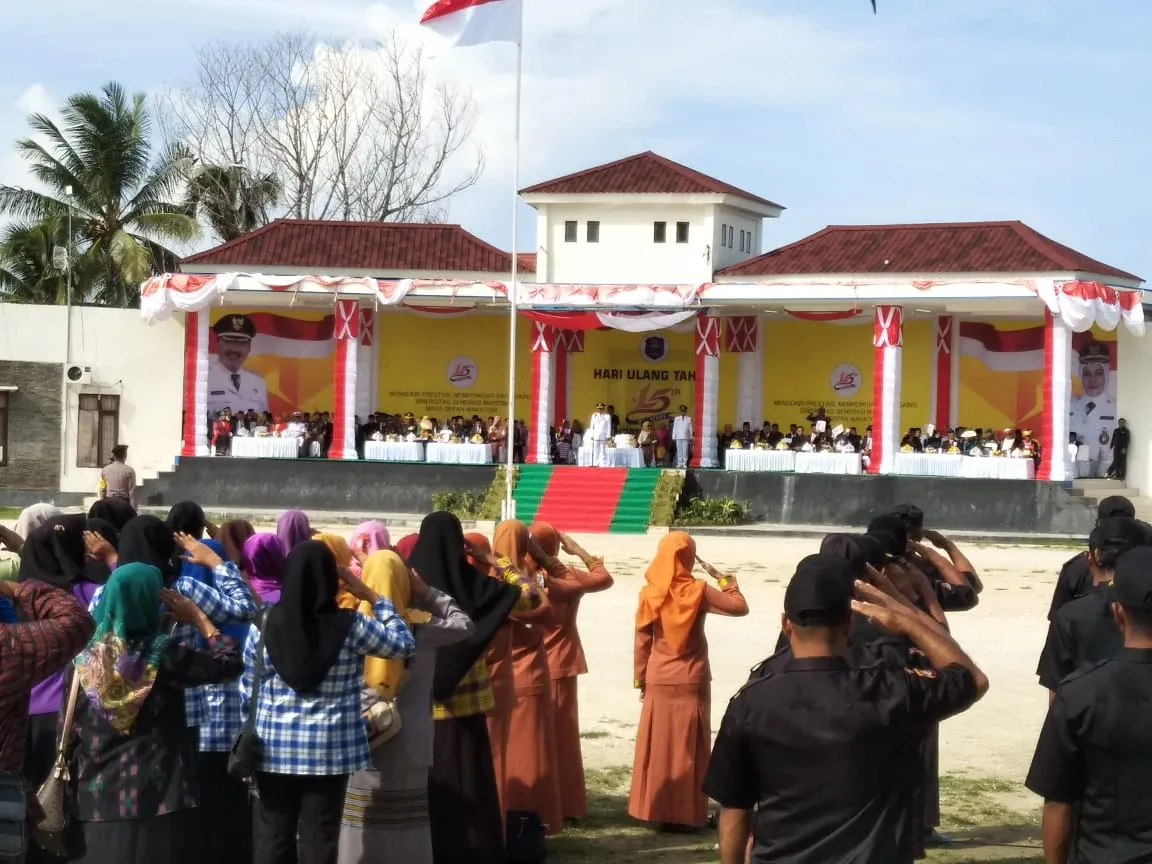 pelaksanaan ucara peringatan HUT wakatobi ke-15-min