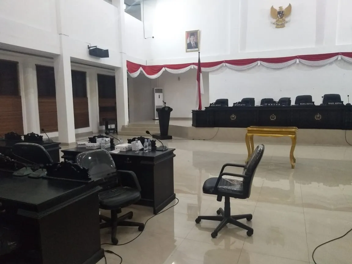 Rapat Paripurna DPRD Konawe kosong