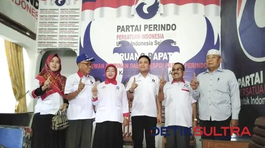 Foto bersama caleg