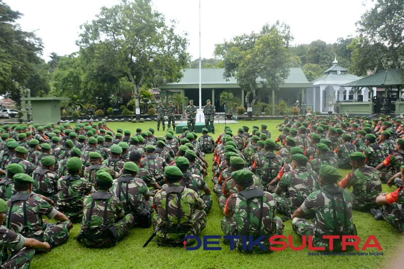 Danrem mengecek kesiapan personil TNI