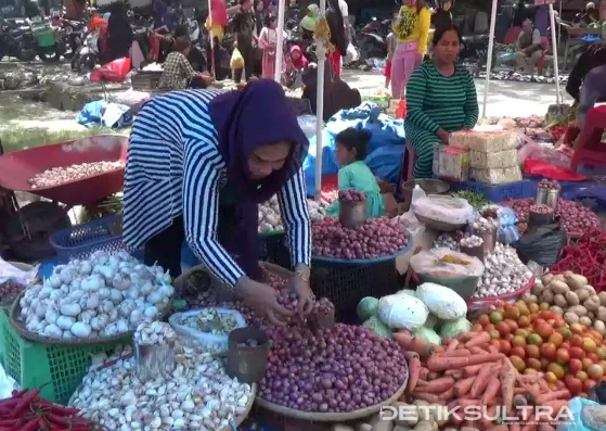 Harga Bawang di Kolaka Melambung Tinggi