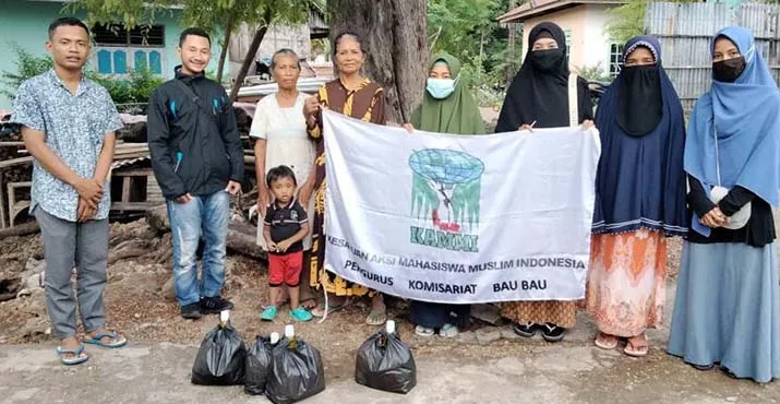 Keluarga Alumni KAMMI Kepton Berbagi Sedekah Ramadan pada Kaum Duafa