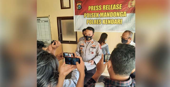 Jual Teman Sendiri Rp600 Ribu, Mucikari di Kendari Ditangkap Polisi
