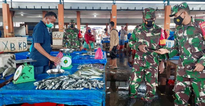 Penegakan PPKM Mikro, Kodim Kendari Sambangi Tempat Pelelangan Ikan