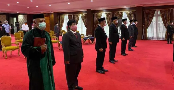 La Ode Mustari Dilantik jadi Sekwan DPRD Definitif,  Kepala BPKAD Sultra Diganti