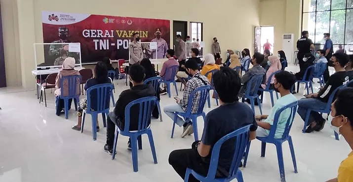 Dukung Vaksinasi, Mahasiswa Sudah Jenuh dengan Kuliah Online