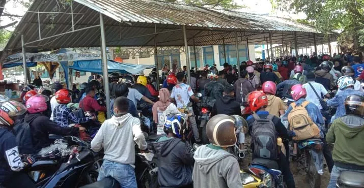 Jelang Idul Adha, Pelabuhan Torobulu Diserbu Penumpang