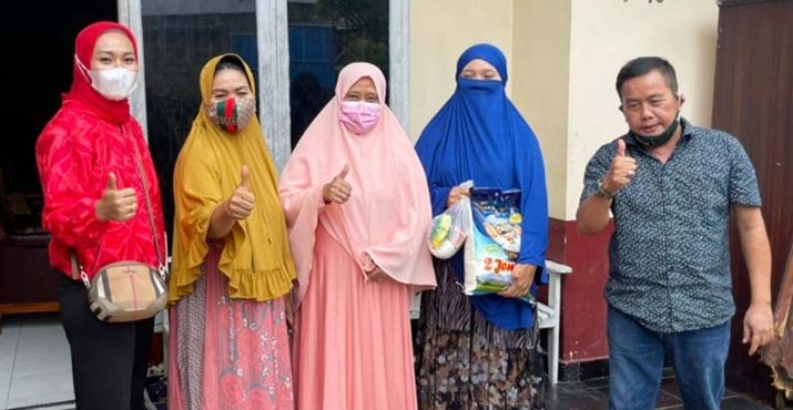 Srikandi DPRD Kendari, Apriliani Puspitawati Reses Door To Door di Kecamatan Puuwatu