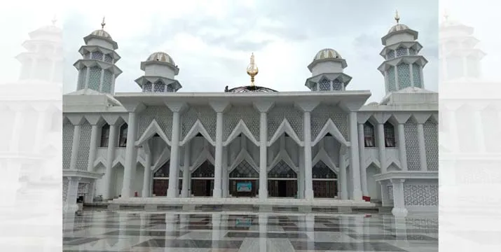 Besok, Masjid Raya Al-Kautsar dan Al-Alam Tiadakan Salat Jumat