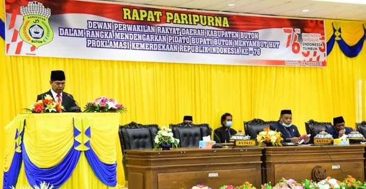 La Bakry Hadiri Sidang Paripurna DPRD Buton pada Momen HUT Kemerdekaan RI ke-76