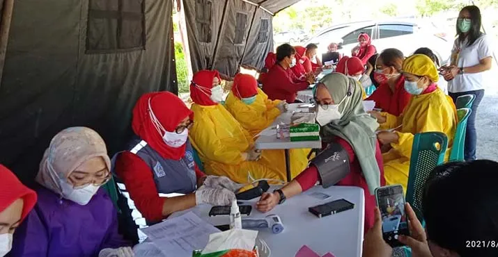 Nakes di Kendari Mulai Vaksinasi Dosis Ketiga Moderna