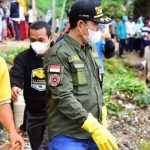 Bupati Buton, Gelar Aksi Bersih-bersih di Pantai Saragi