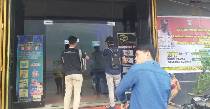 Tempat Karaoke Syahrini Diduga Abaikan Aturan PPKM