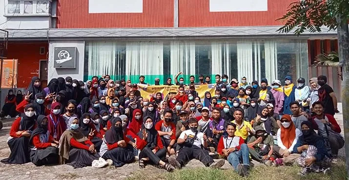 World Cleanup Day, Puluhan Komunitas di Kendari Lakukan Bersih-bersih