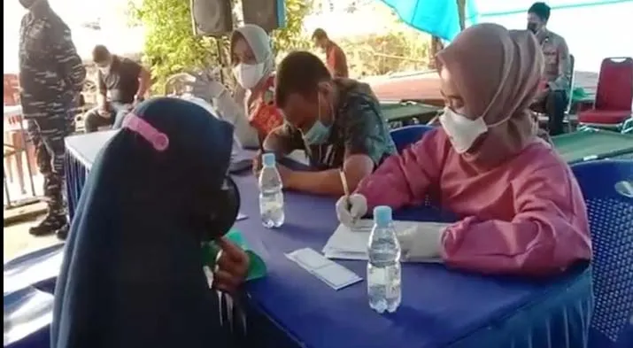 Alumni Akabri 98 di Sultra Gelar Vaksinasi Massal di Kecamatan Moramo