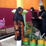 Tim Adiwiyata Kendari Tegakkan Prokes Saat Menilai SDN 58 dan SMP Hidayatullah