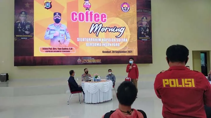 Kapolda Sultra Ajak Insan Pers Tangkal Berita Hoaks