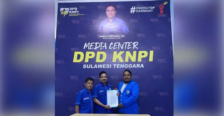 Filsafat Alamsyah Resmi Pimpin KNPI Kendari