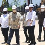 Presiden Jokowi Didampingi Menko Airlangga Groundbreaking Smelter Freeport di Gresik