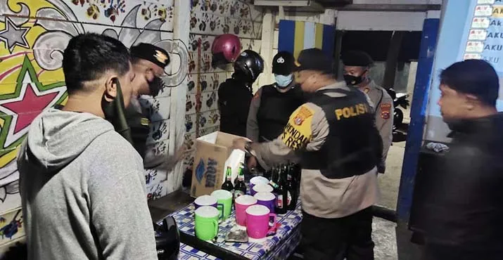 Operasi Sikat Anoa 2021, Polres Konawe Sita Miras Tradisional dan Pabrikan