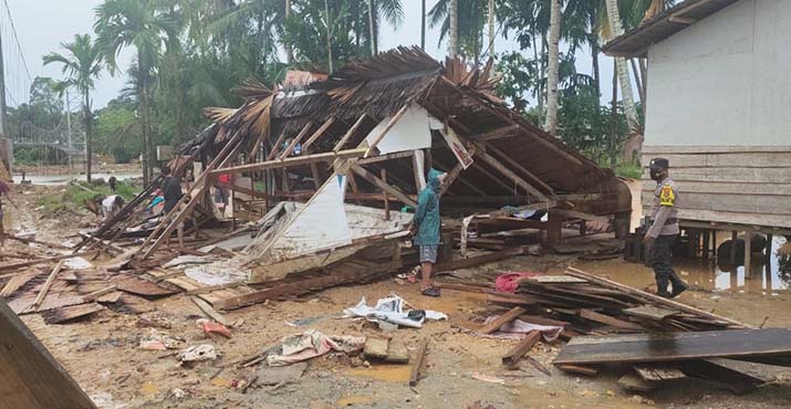 Diterjang Angin Kencang, Tiga Rumah di Konawe Roboh, Kerugian Capai Puluhan Juta