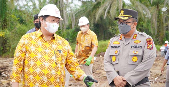 Airlangga Mengaku Menerima Aspirasi dari Petani Sawit, Ingin Masa Jabatan Presiden Jokowi Diperpanjang