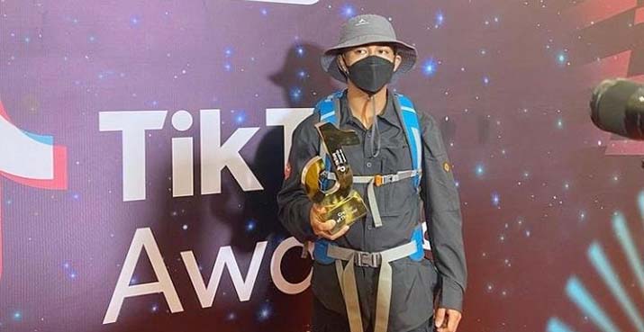 Konten Kreator Tiktok Asal Sultra Jadi Pemenang of The Year TikTok Awards 2021