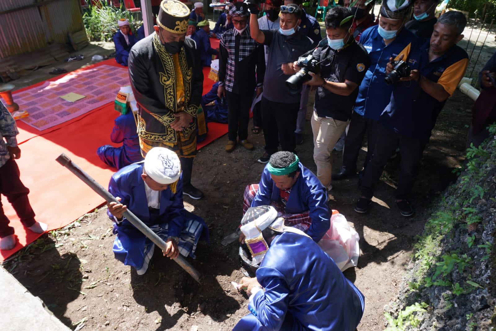 Ali Mazi Pilih Tanah di Benteng Keraton Buton untuk Dibawa ke Ibu Kota Negara Baru